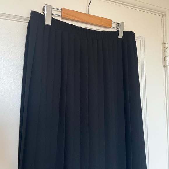 SOLD💌 - Picture 2 of 5